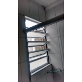 empresa de janela basculante alumínio branco 60x60 Parque São Domingos