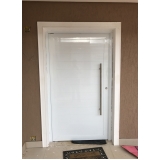 porta de cozinha de alumínio branco Itaim Bibi